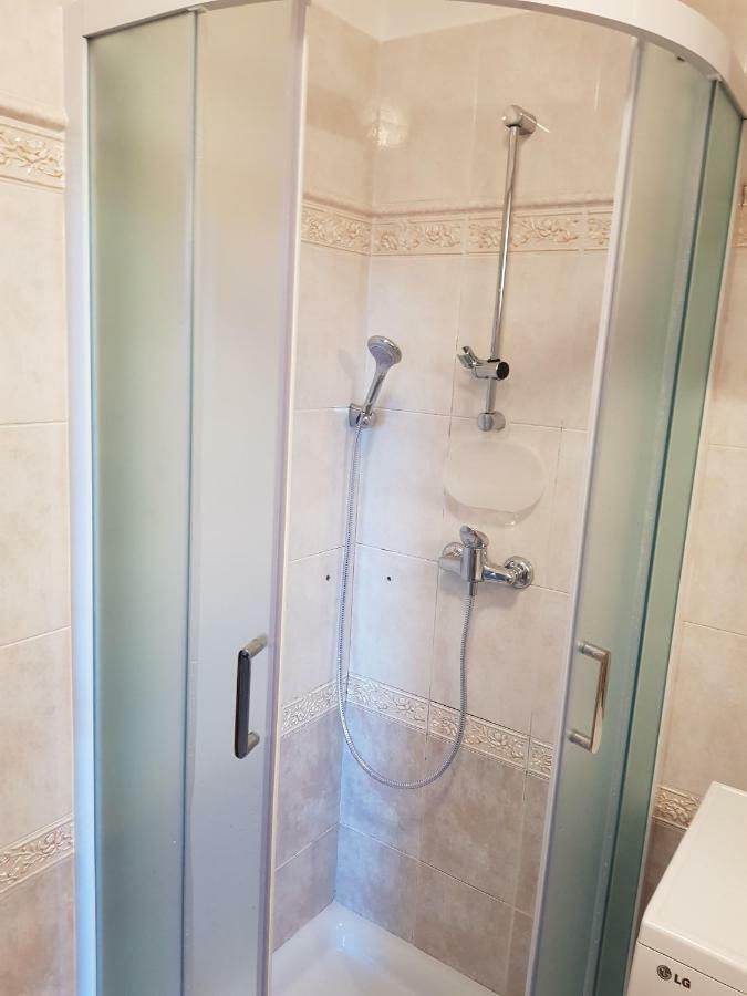 App Mirjana Apartment Novigrad  Bagian luar foto